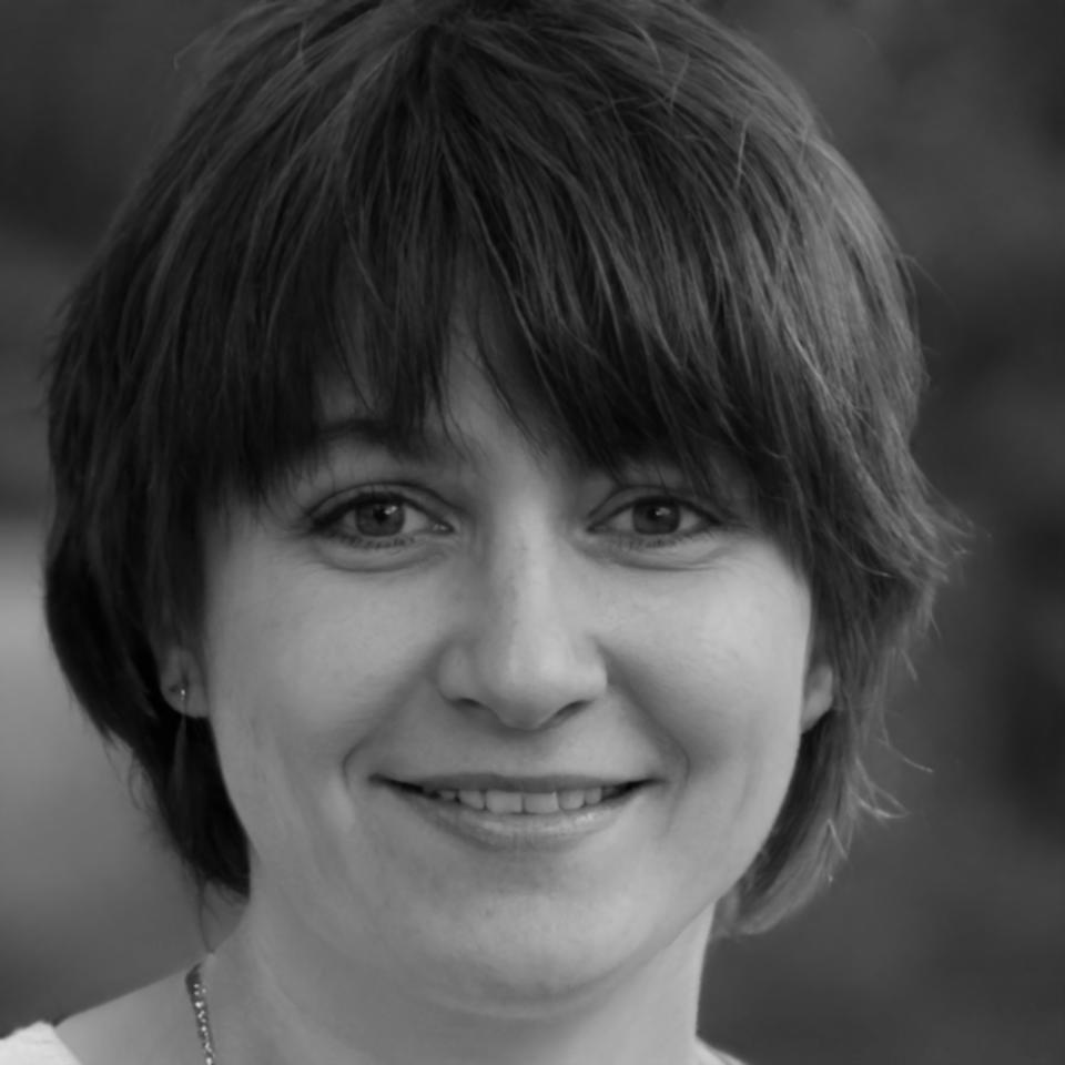 Porträt von Theda Neubauer